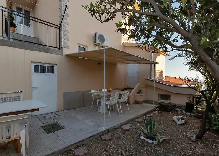 Gojak Miso Alen Апартаменти Макарська